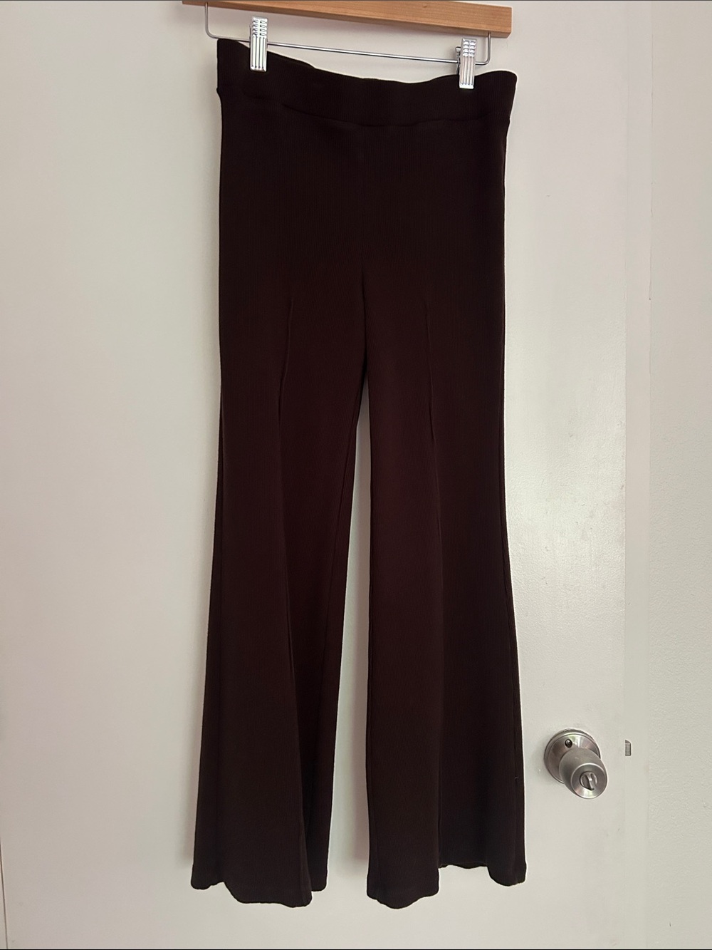 Donni Rib Kick Flair Pants - Chocolate